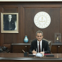 Mahmut Özer